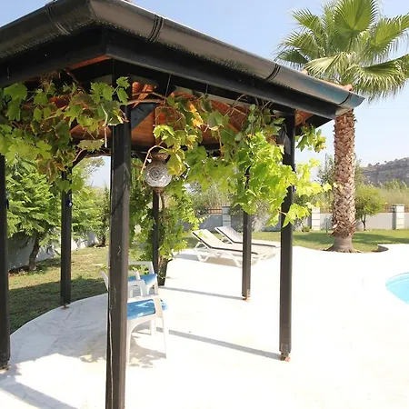 Villa Hollywood